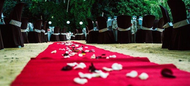 ¿Cómo decorar las mesas en una boda?