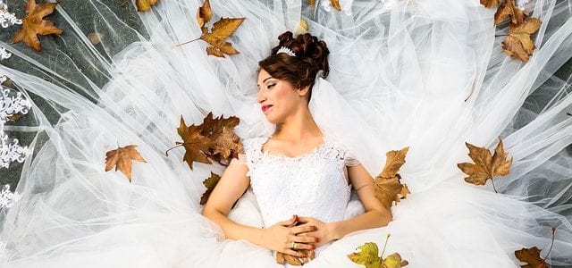 Boda en otoño: ¿qué debes ponerte?