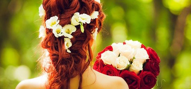 Tendencias de peinado y maquillaje para bodas