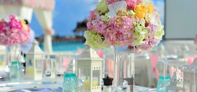 Crea lugares de exterior para tus bodas