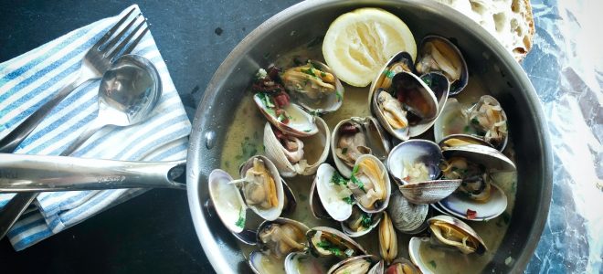 Delicias del Mar: Disfrutando el Marisco de Temporada