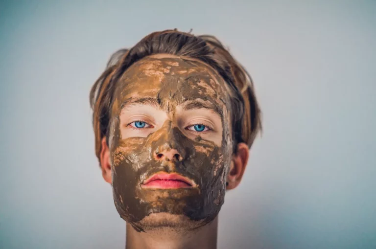 El peeling en Sevilla: Renovación y revitalización de la piel